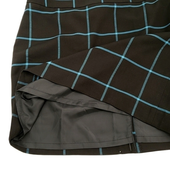 Loft Outlet Black Blue Windowpane Patterned Mini Skirt - Picture 3 of 6